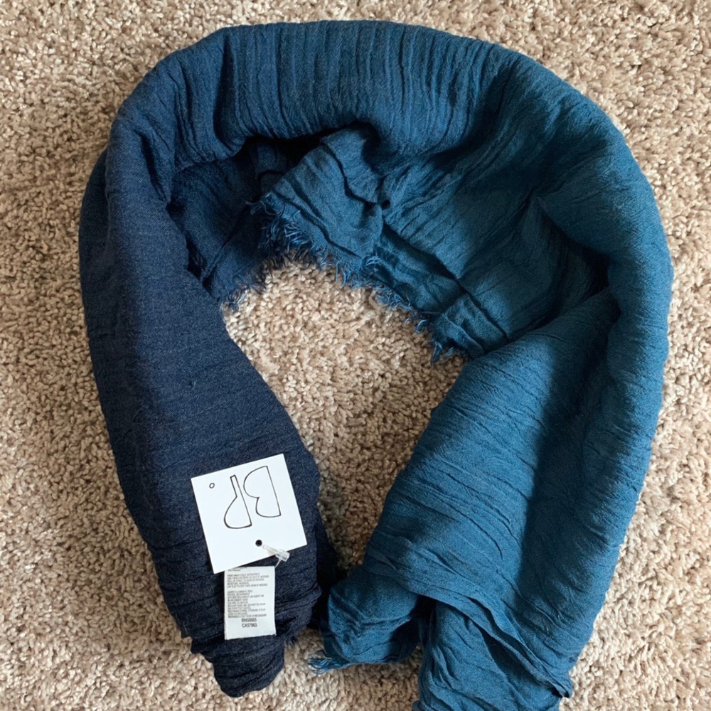 Blue ombré scarf